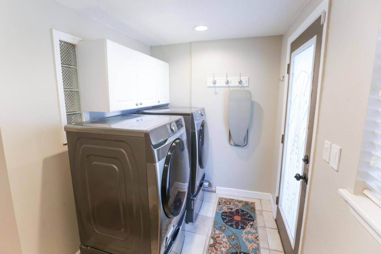Pool & Hot Tub Home W Game Room! 1 Mile To Beach! Jacksonville Beach Extérieur photo